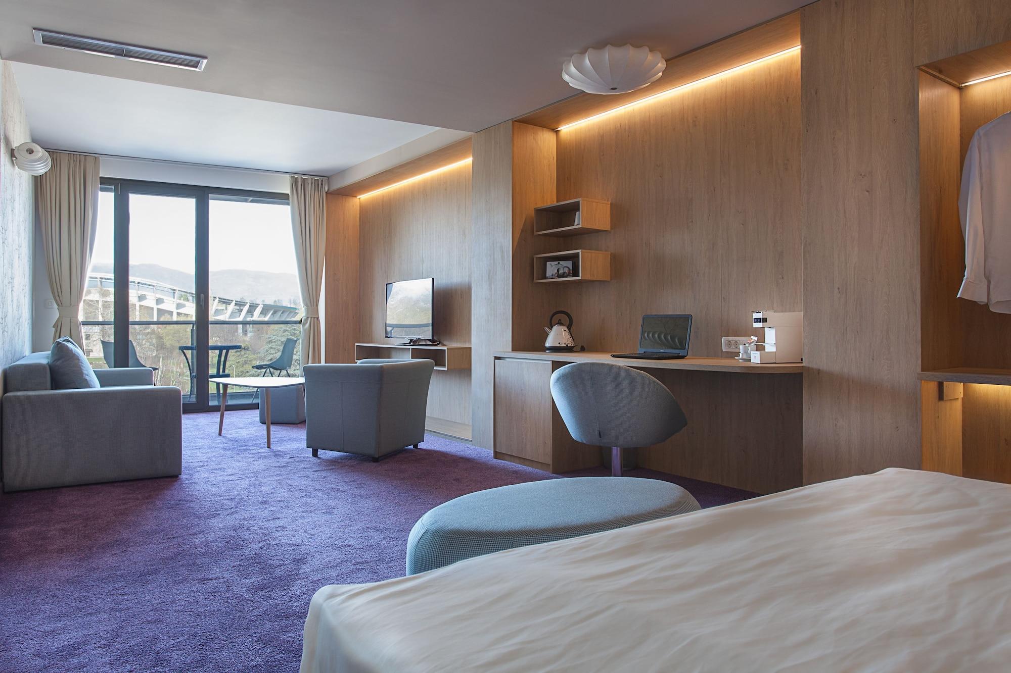 City Park Hotel Скопие Екстериор снимка