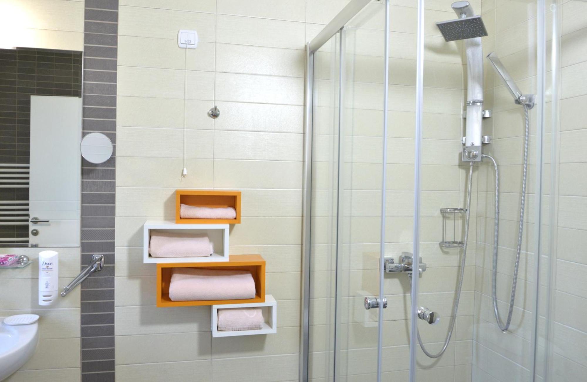 City Park Hotel Скопие Екстериор снимка